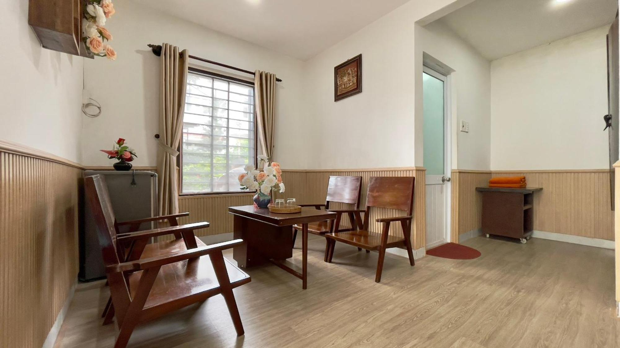 Minh Tú Homestay Hue Exterior foto