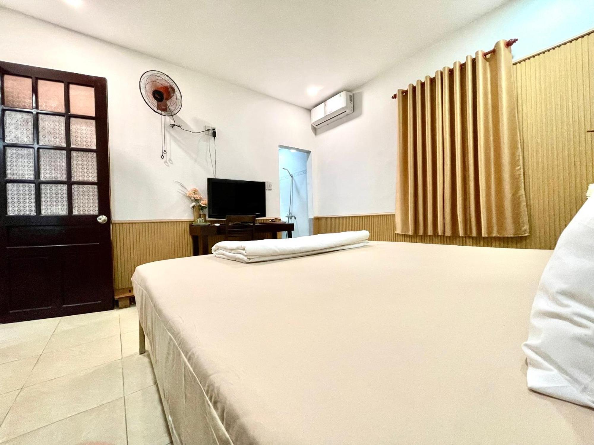 Minh Tú Homestay Hue Exterior foto