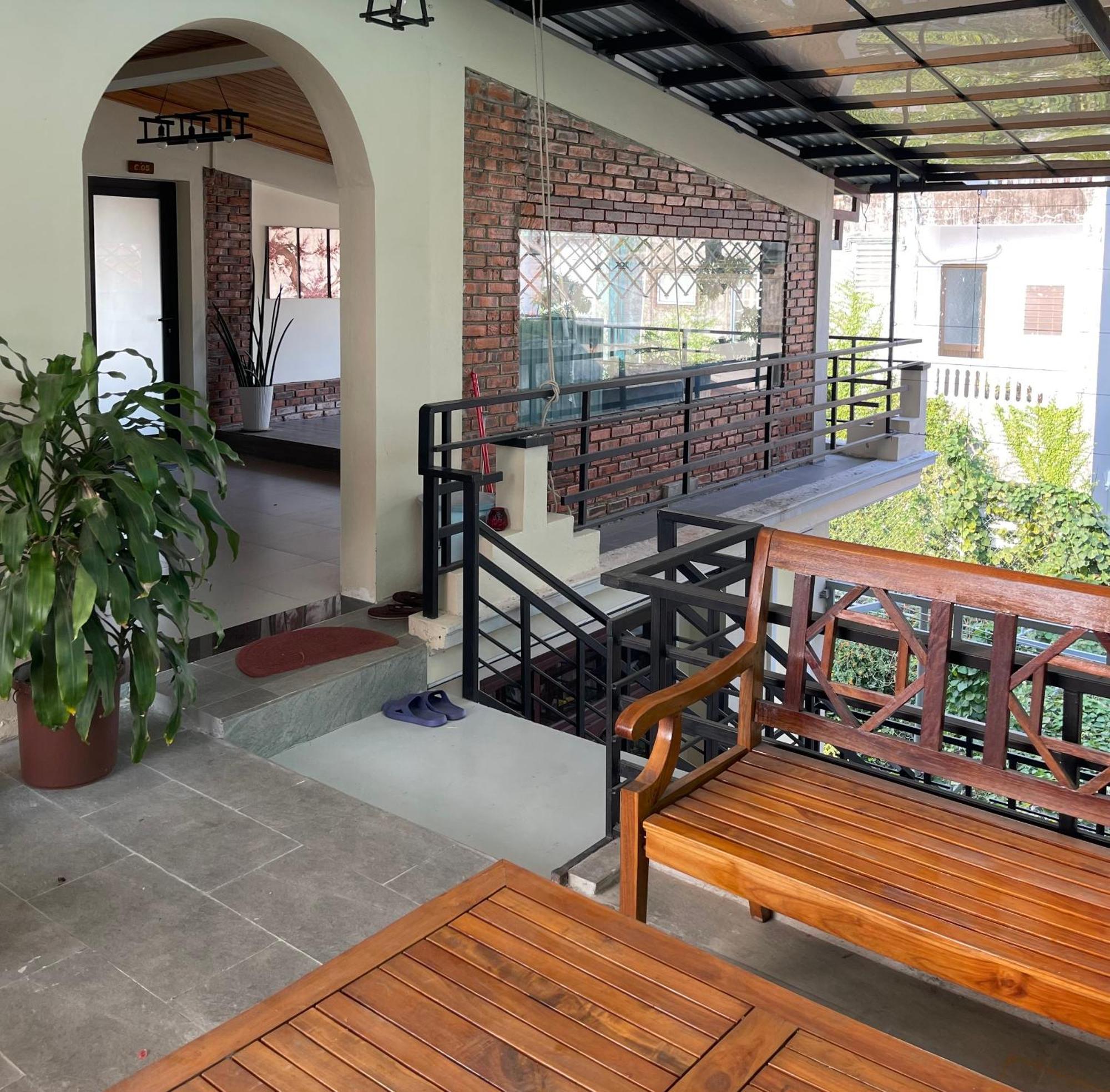 Minh Tú Homestay Hue Exterior foto