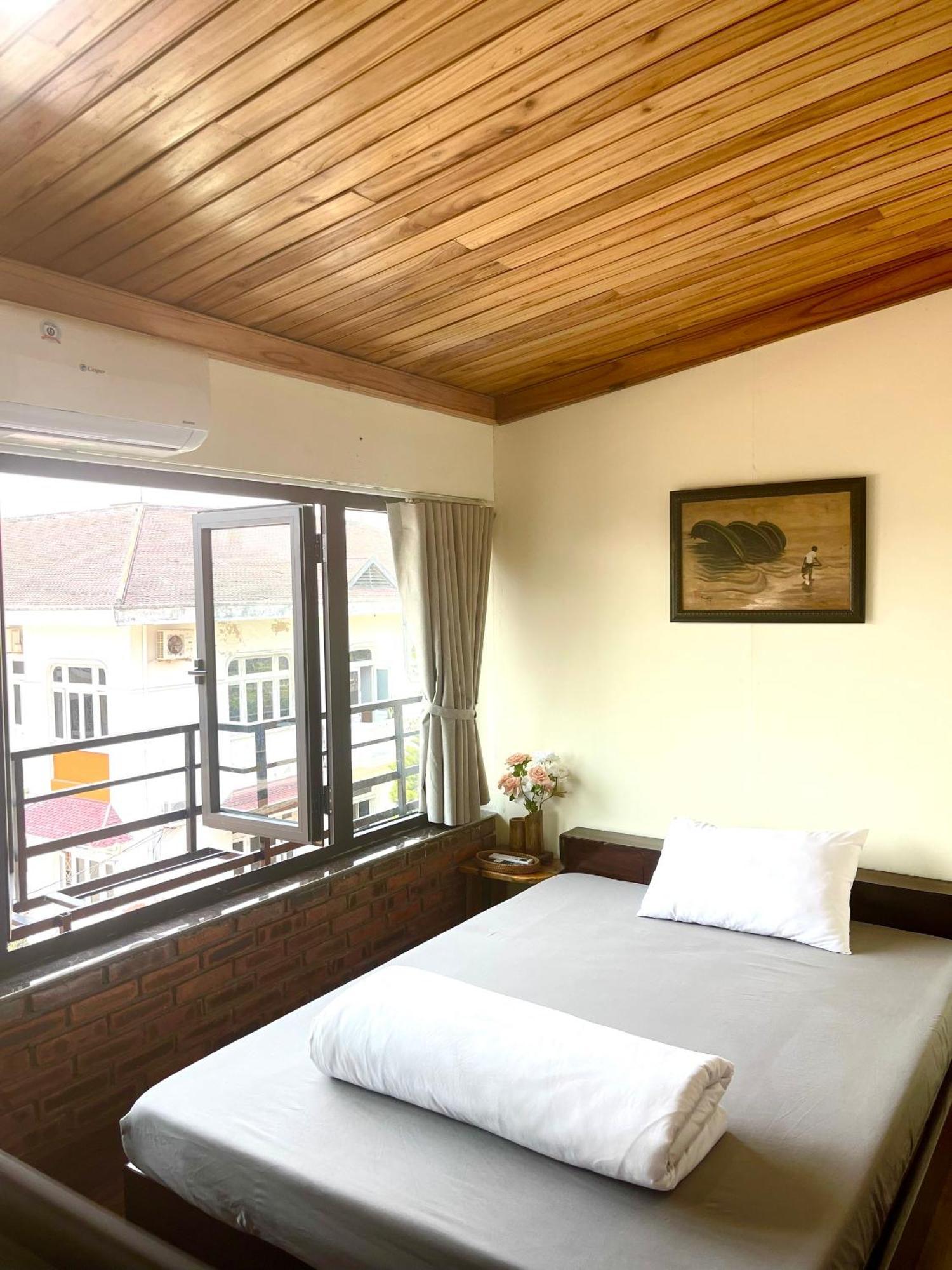 Minh Tú Homestay Hue Exterior foto
