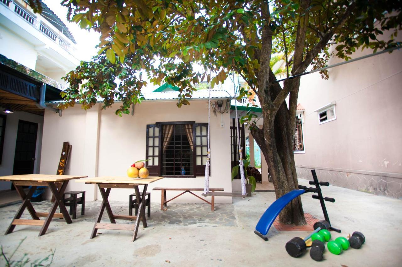 Minh Tú Homestay Hue Exterior foto